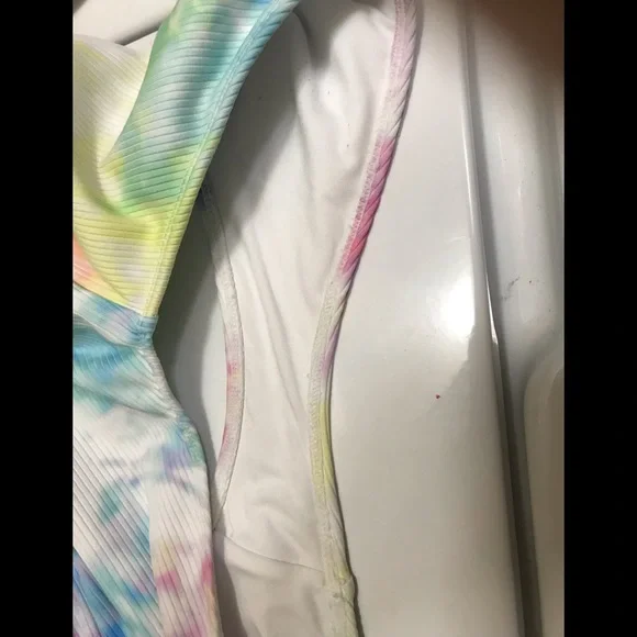 Juicy one piece bathing suit - tie dye with Crystal looking Juicy emblem L - Picture 4 of 7